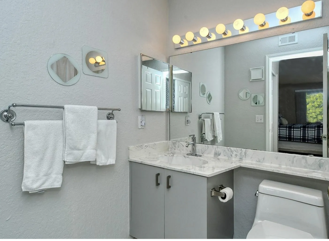 1 of 2 bathrooms - 850 S Tamiami Trl