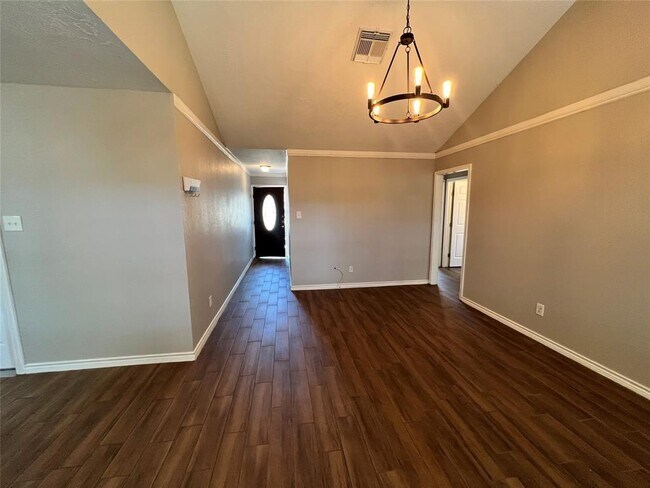 Building Photo - 1306 Gamma St