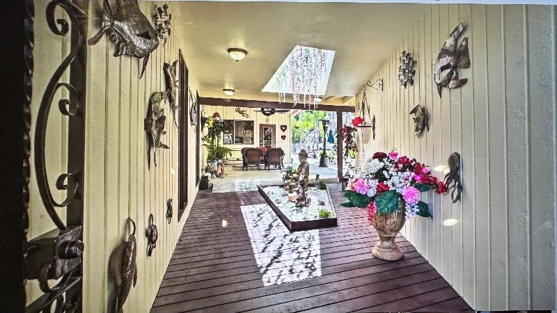 Building Photo - 1327 Hardin Dr