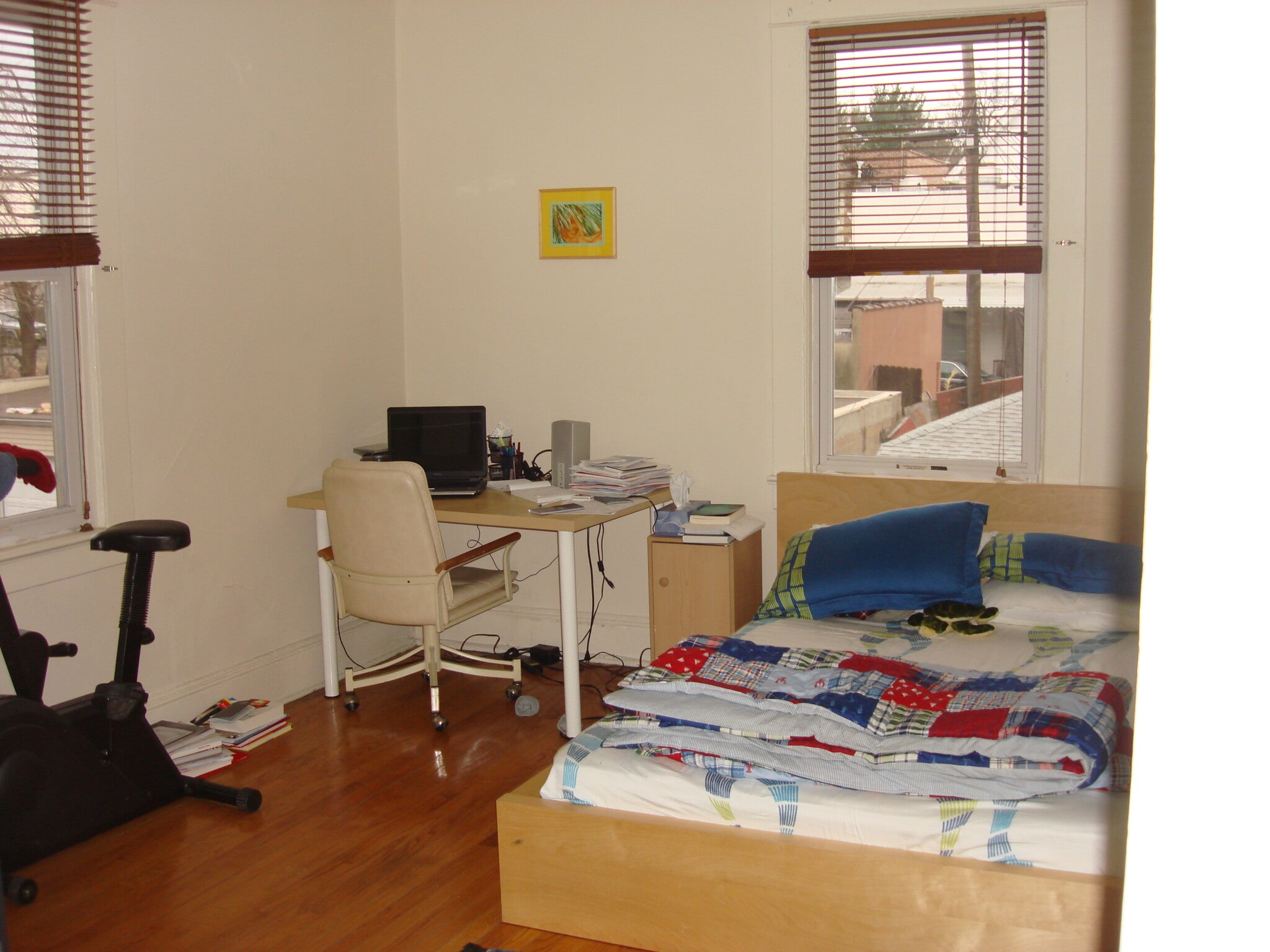 Building Photo - 216 Denison St