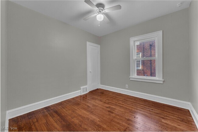 Building Photo - 3746 W 140th St