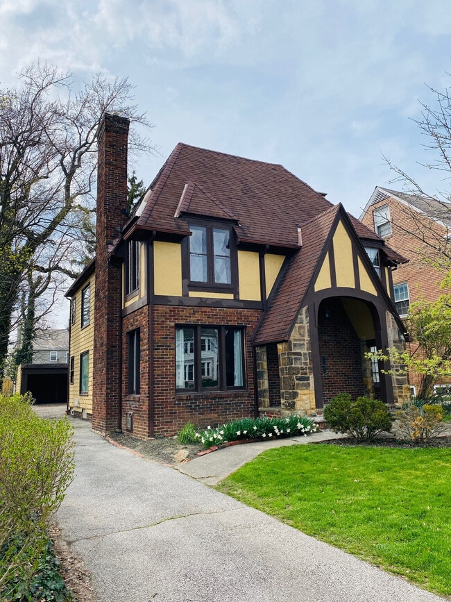 Building Photo - 3574 Lynnfield Rd