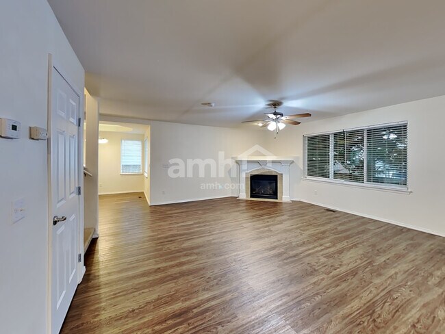 Building Photo - 20515 85th Ave Ct E