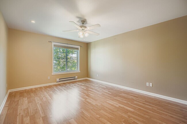 Building Photo - 3bd/1.75ba Snoqualmie Condo