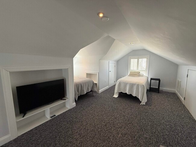 Building Photo - 119 N Huntington Ave