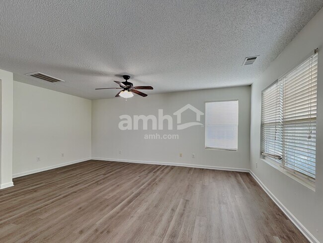 Building Photo - 3280 Denali Ct