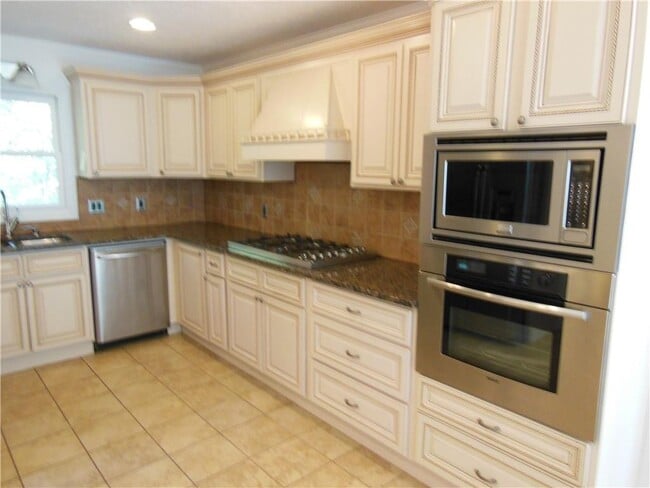 Building Photo - 2583 Parker Trail