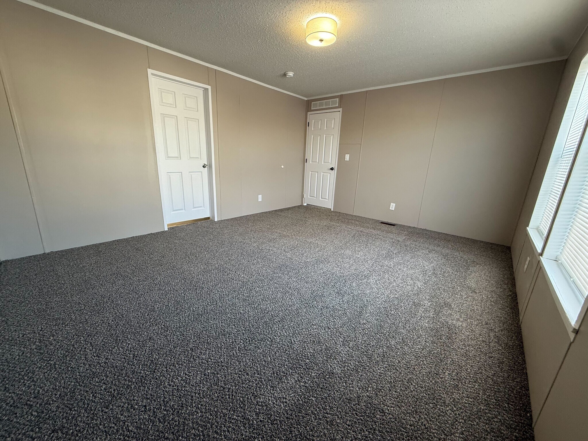 Building Photo - 12457 St Michel Ave