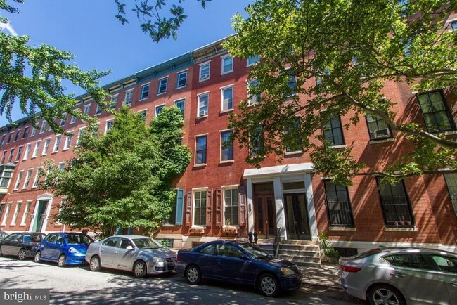 Building Photo - 1823 Pine St