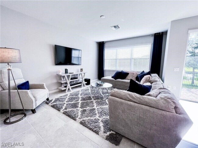 Building Photo - 12617 Laurel Cove Dr