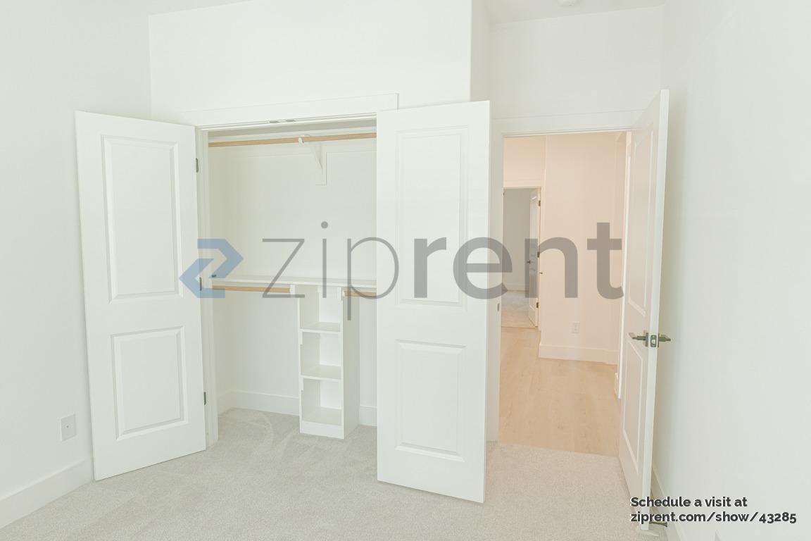 Building Photo - 9705 Lancelot Cir