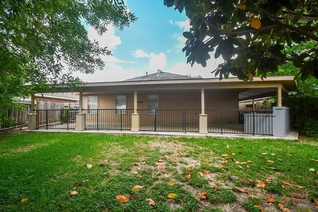 Building Photo - 21031 Stoney Haven Dr