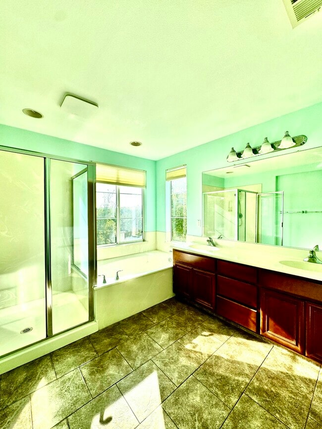 Building Photo - 1244 Cedarwood Loop