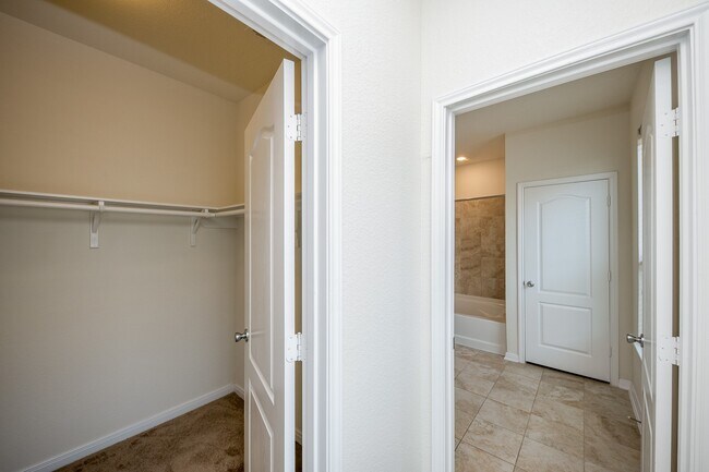 Building Photo - 4614 Westgreen Rdg Rd