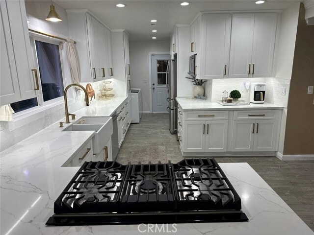 Building Photo - 12280 Caladre Ave