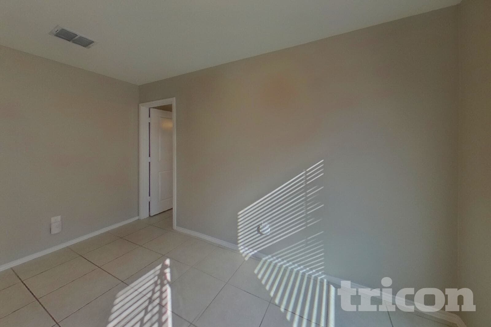 Building Photo - 2602 Vavra Ln