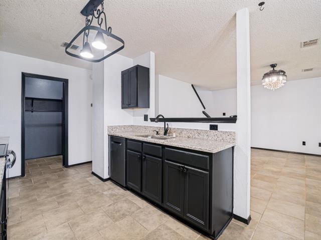 Building Photo - 1544 Glenwick Dr