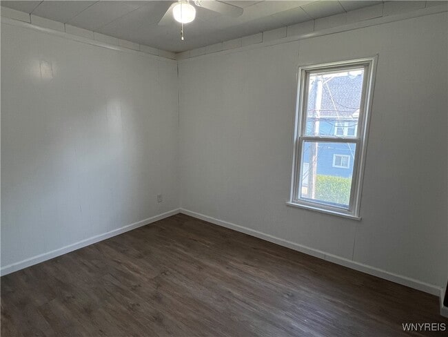 Building Photo - 42 Buffum St