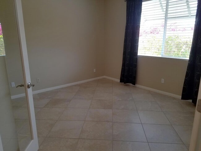 Building Photo - 3424 Desert Creek Trail