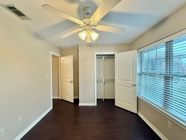 Building Photo - Tour Today! - Gorgeous 4 Bedroom Home in The Ranch Subdivision- Flint!