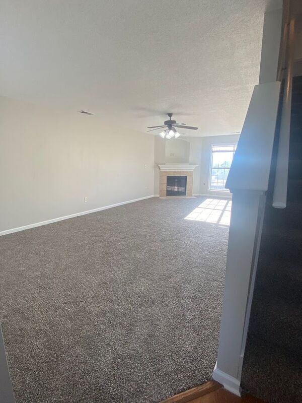 Building Photo - 10053 Lynham Cove