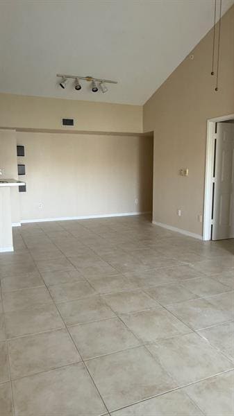 Building Photo - 2620 S University Dr