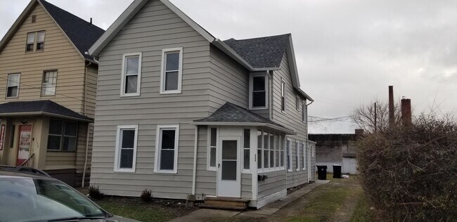 Building Photo - 2230 Kinkel Ave