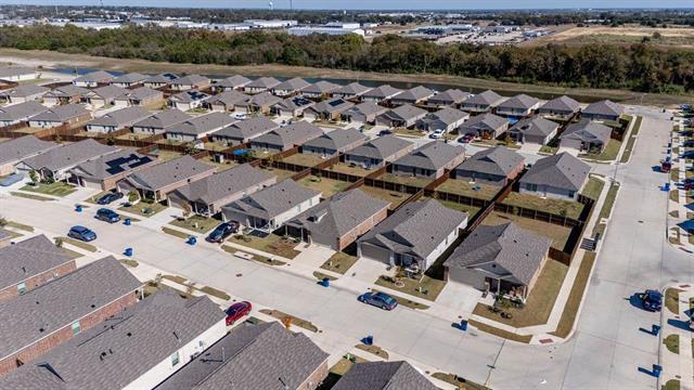 Building Photo - 2402 Mobile St