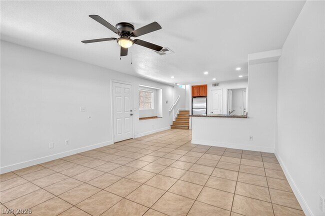 Building Photo - 3021 Aloha Ave