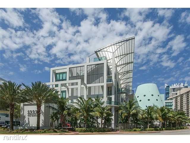 Building Photo - 2 br, 2.5 bath Condo - 6000 Collins Ave To...