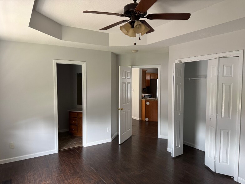 Building Photo - 3120 Clydesdale Dr
