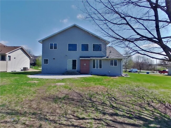 Building Photo - 1282 Jefferson St S