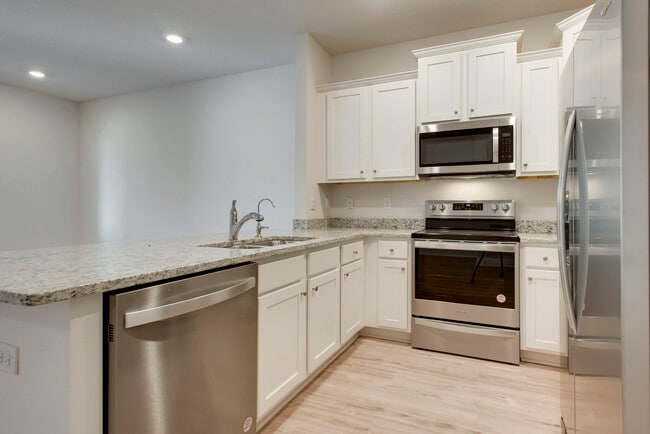 Building Photo - 67 Sandhill Pines Dr