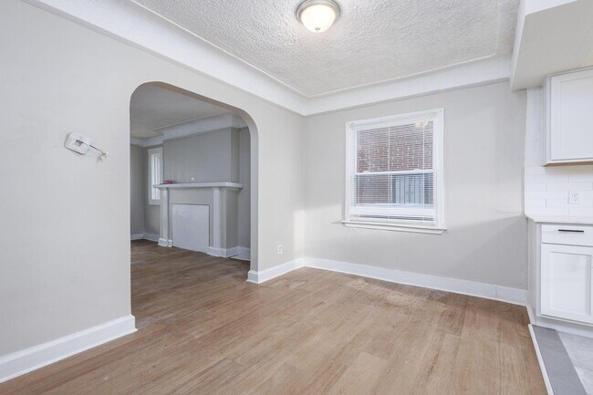 Building Photo - 11222 Wayburn St