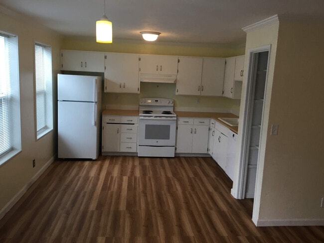 Building Photo - 2 Bedroom House in Whiteaker Area