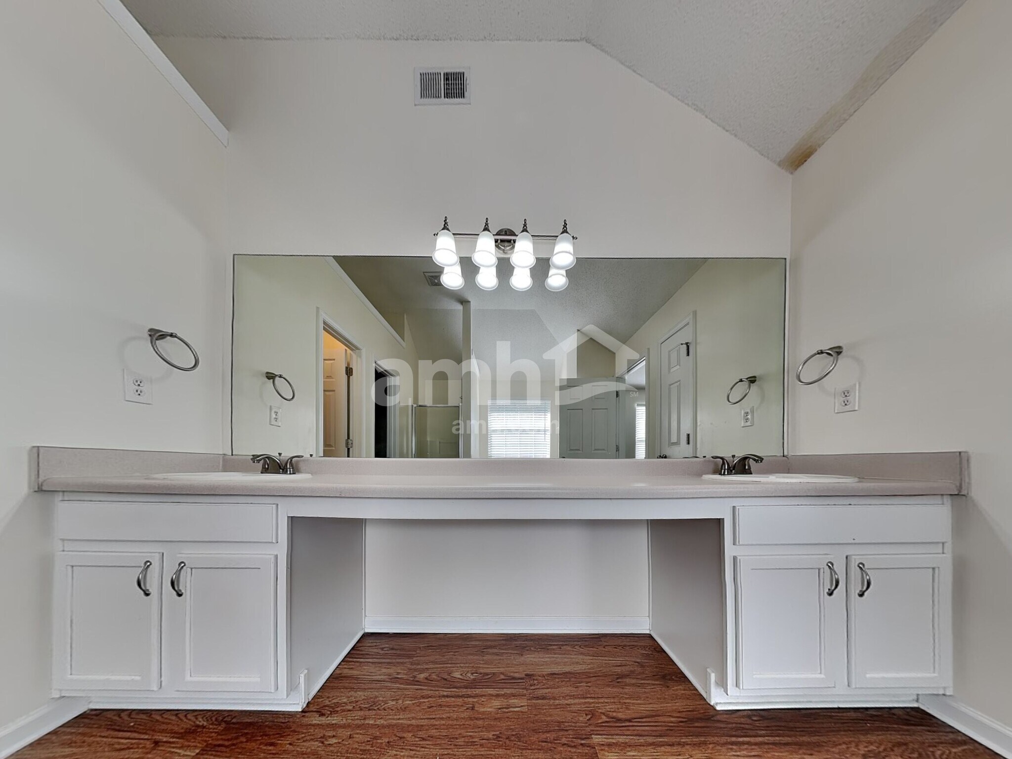 Building Photo - 3232 Spring Mesa Dr SW