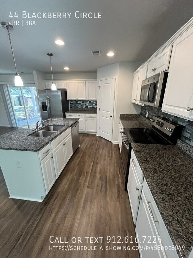 Building Photo - 44 Blackberry Cir