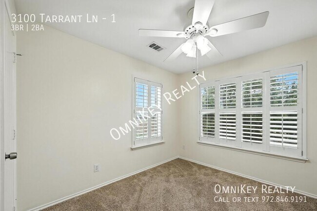 Building Photo - 3100 Tarrant Ln