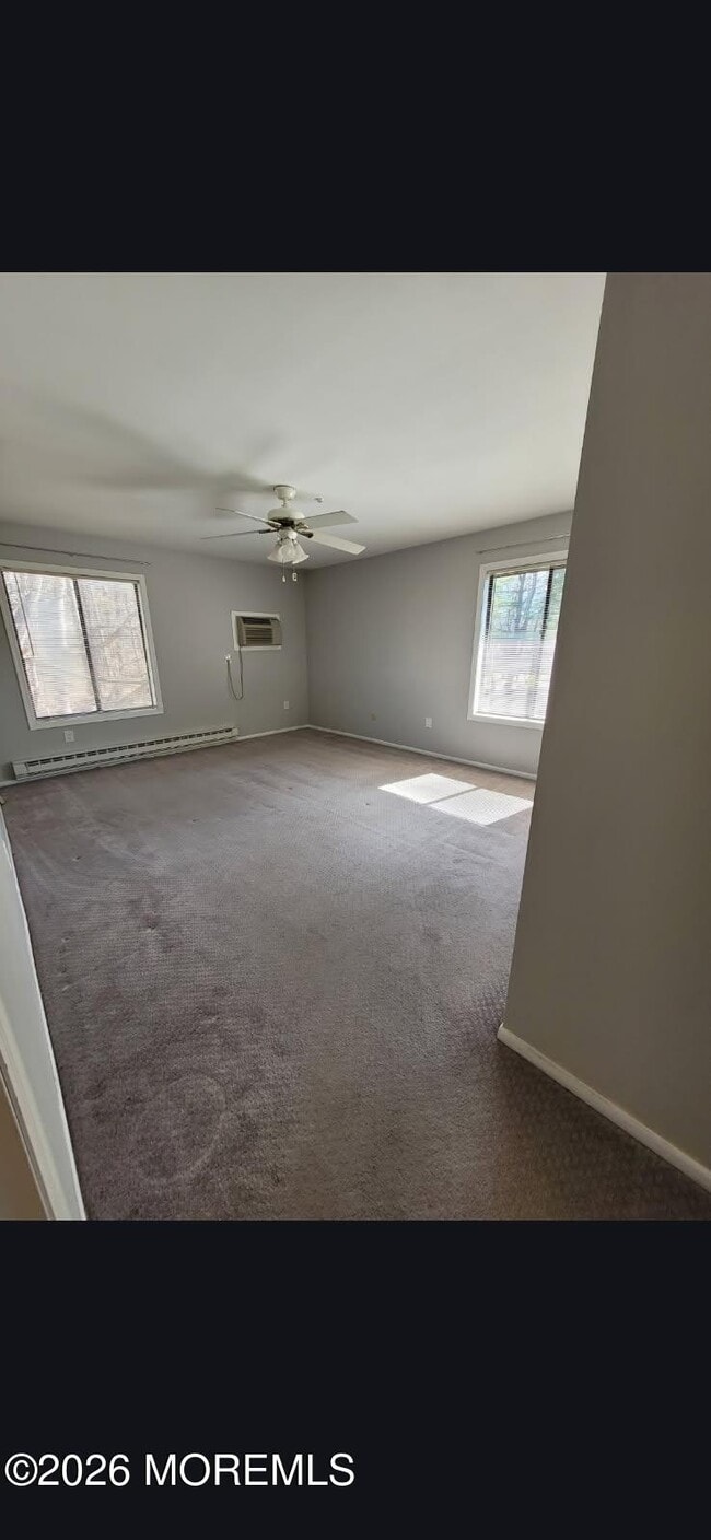 Building Photo - 115 Amberly Dr