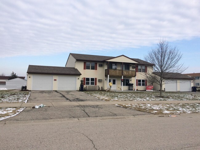 Building Photo - 450 Stratford Way