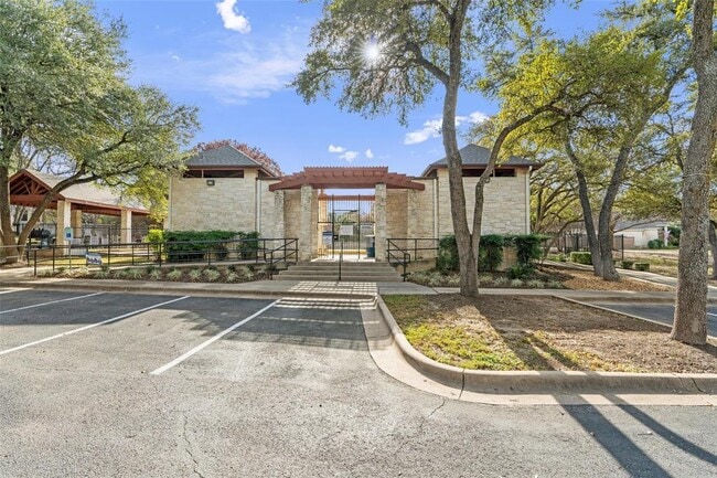 Building Photo - 3008 Rock Rose Pl