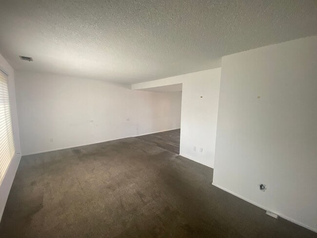 Building Photo - 12448 E Kansas Pl