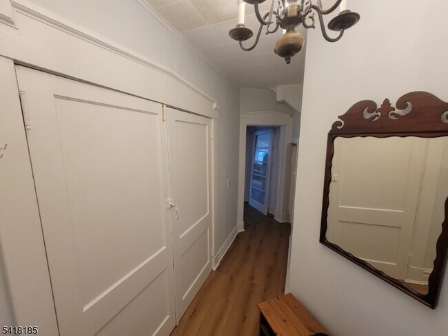 Building Photo - 140 Prospect St