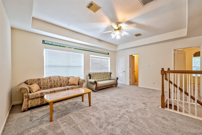 Building Photo - 6806 Rhodes Ct