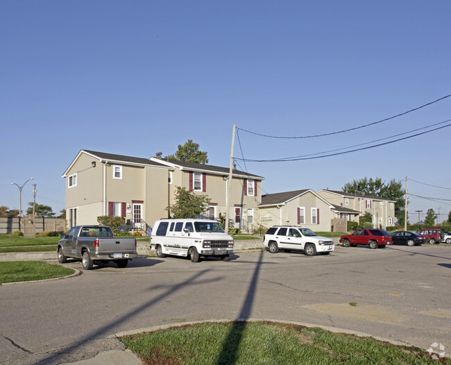 Building Photo - Bloomfield Hills Townhouse Cooperative