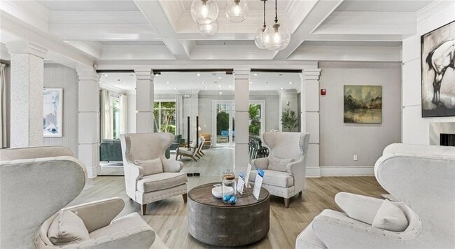 Building Photo - 2910 Clairmont Rd