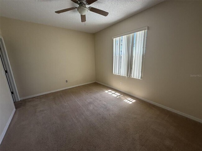 Building Photo - 311 Sunset View Dr