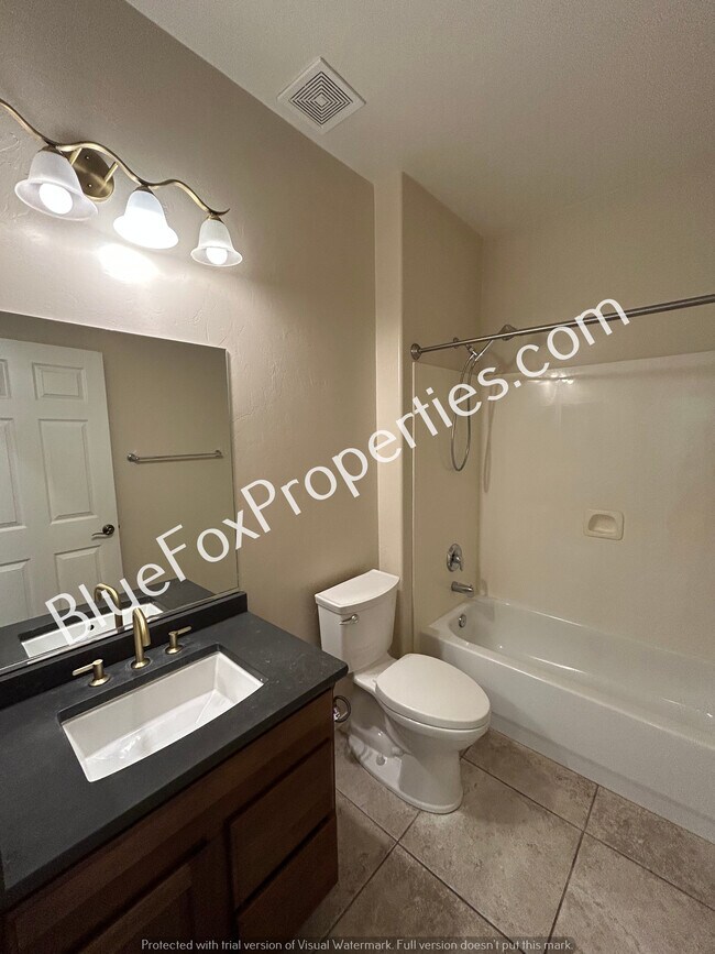 Building Photo - 5174 N River Fringe Dr