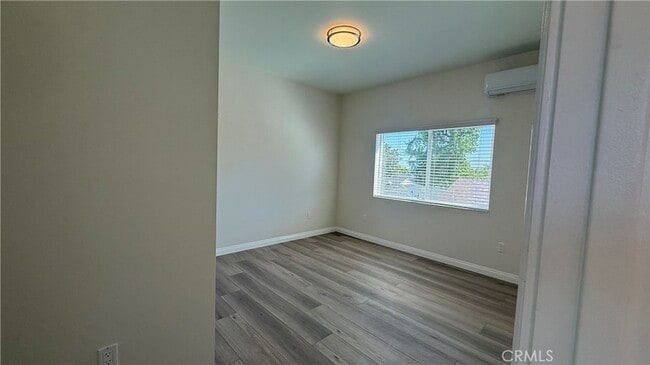 Building Photo - 3657 Mountain View Ave