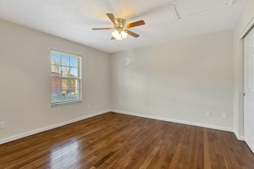 Building Photo - 76 Glenwood Ave